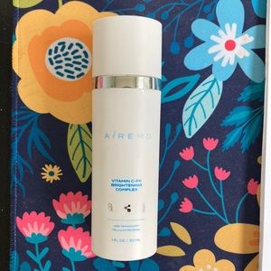 AireMD Vitamin C Brightening Complex